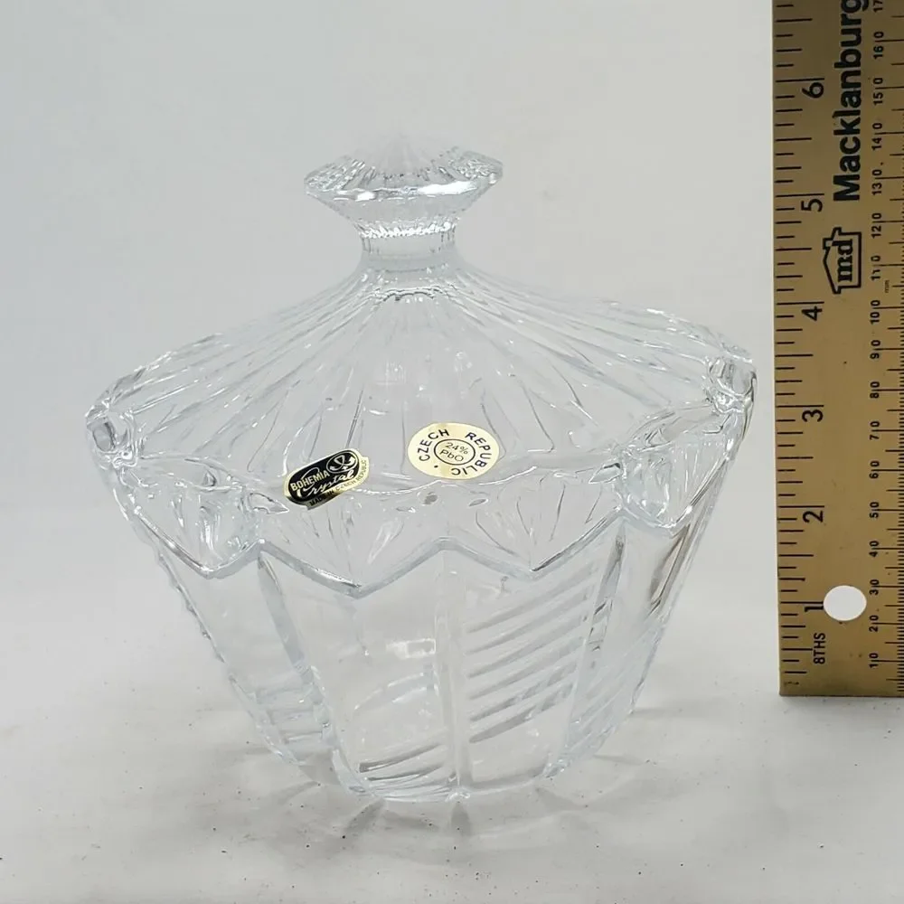 Caesar‎ Crystal Bohemiae Hand Cut Lead Crystal Covered Dish